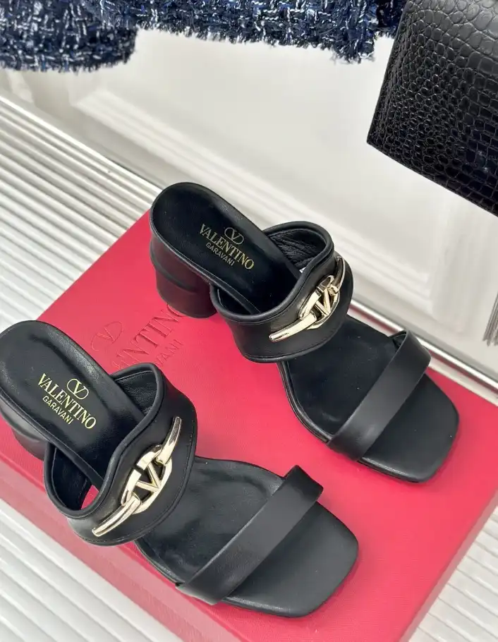 hype Valentino Slippers