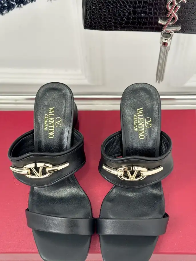 hype Valentino Slippers