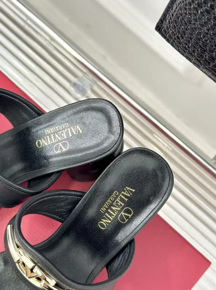 hype Valentino Slippers