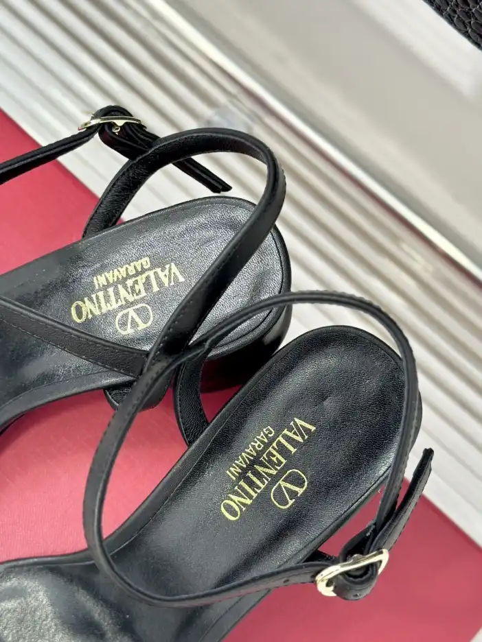 hype Valentino Slippers