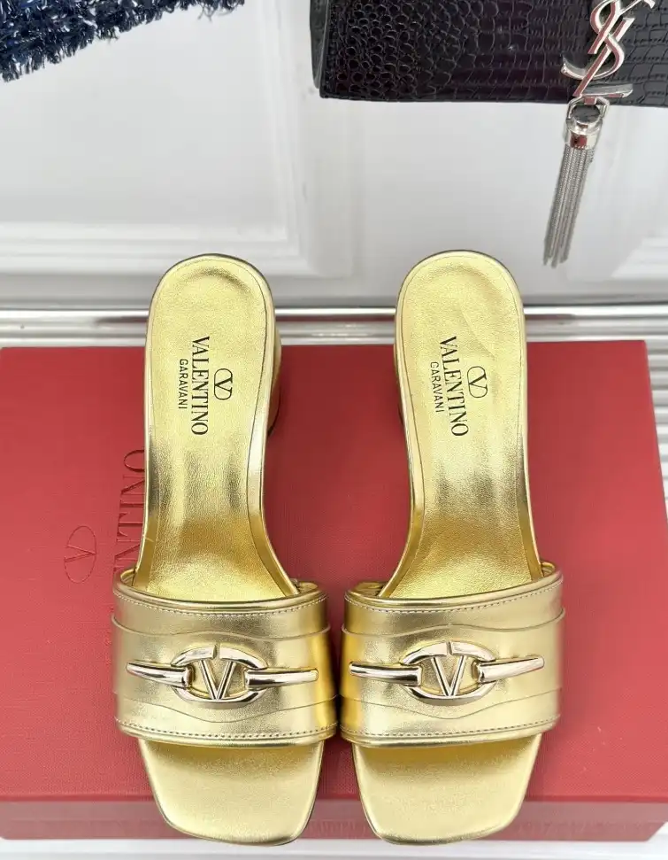 hype Valentino Slippers