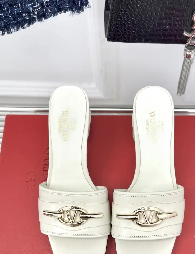 hype Valentino Slippers