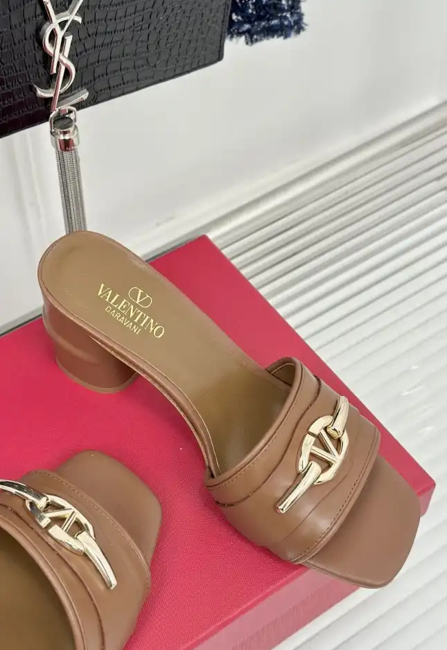 hype Valentino Slippers