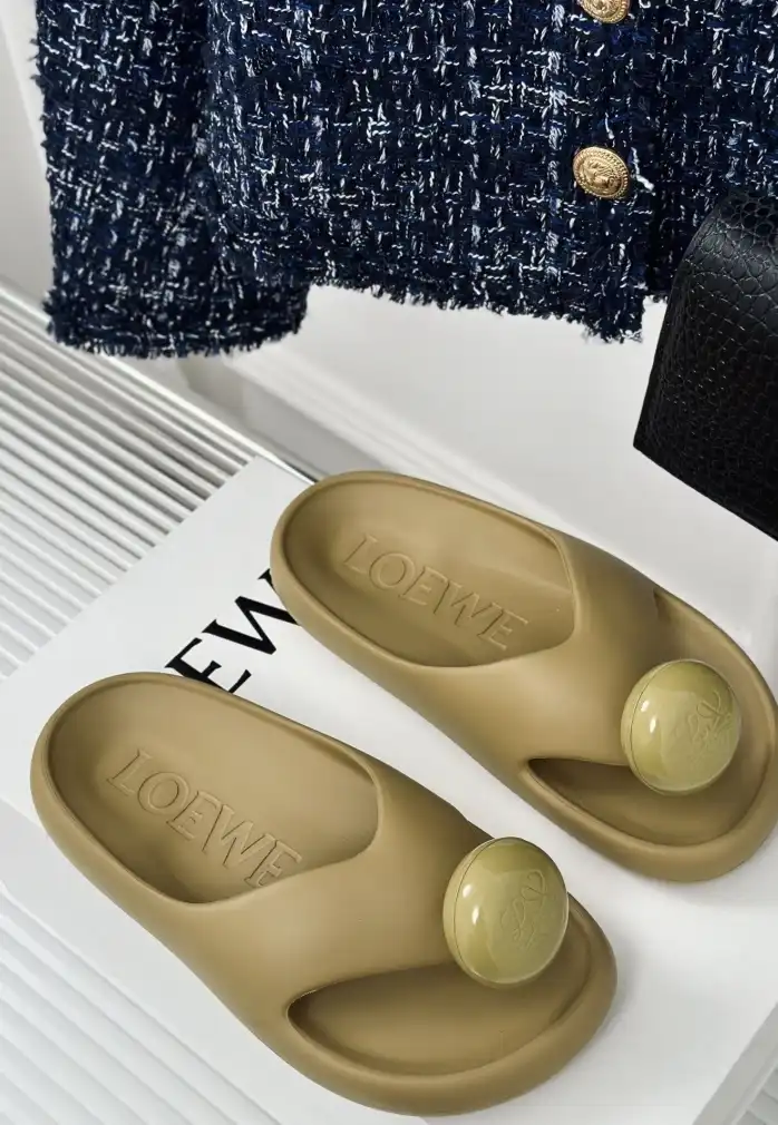 hype Loewe Slippers