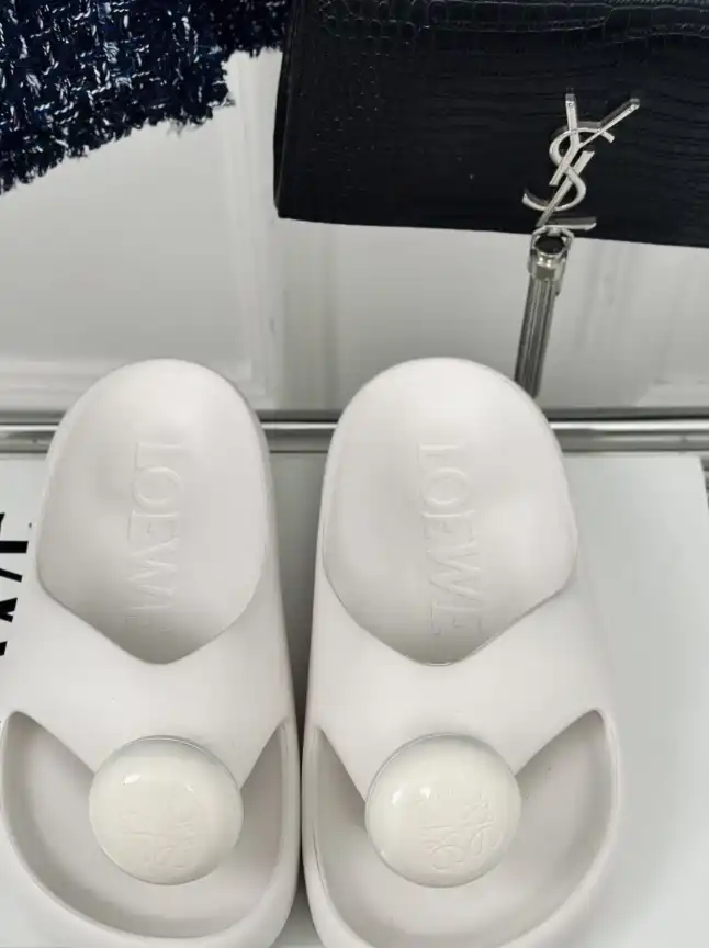 hype Loewe Slippers