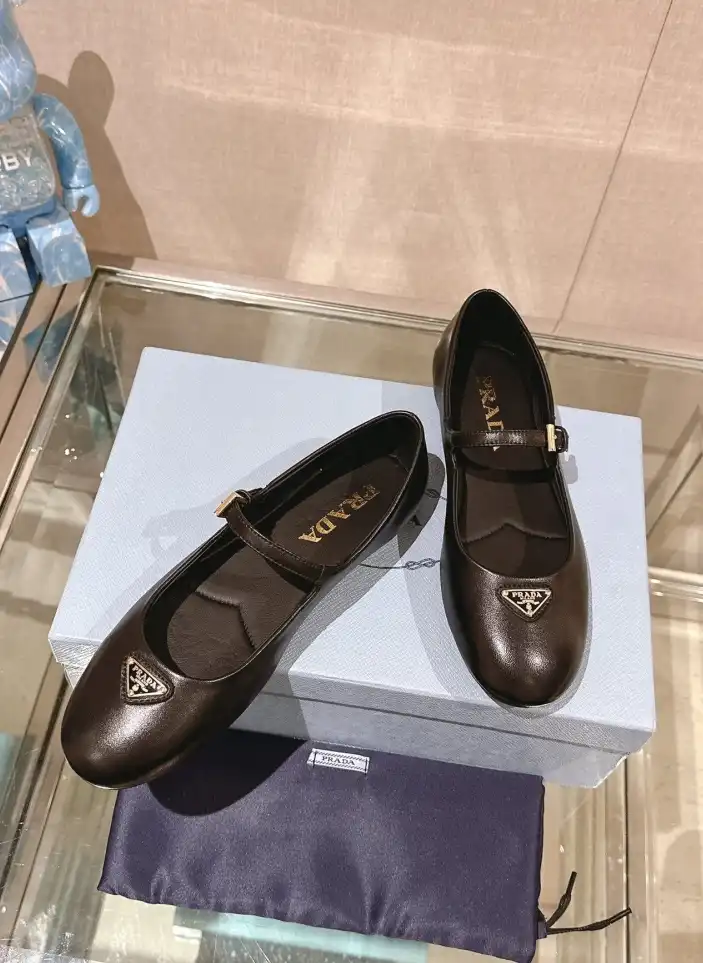 hype Prada flat shoes