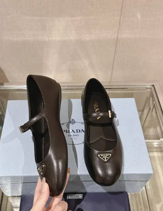 hype Prada flat shoes