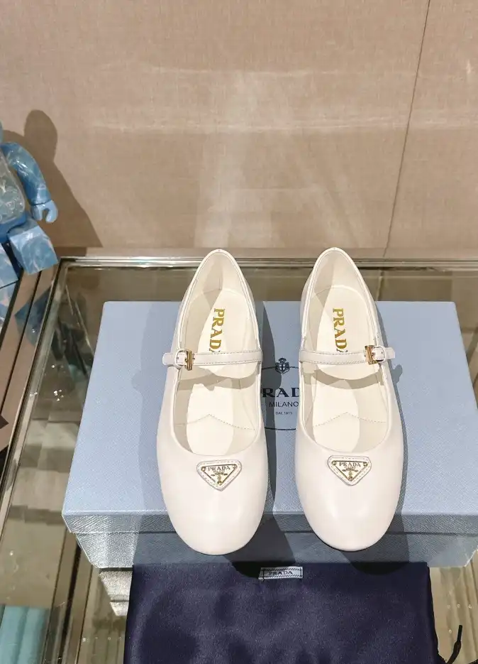 hype Prada flat shoes