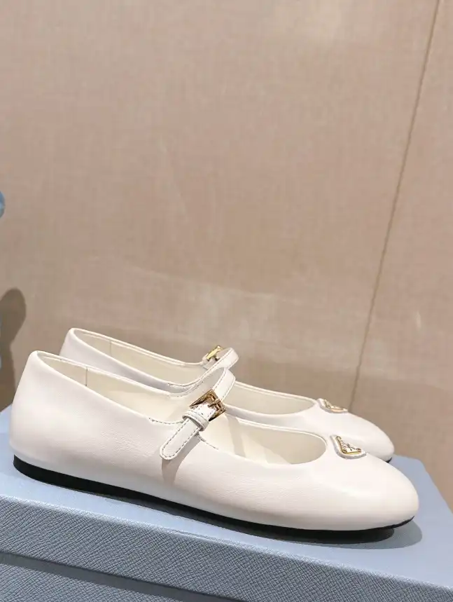 hype Prada flat shoes