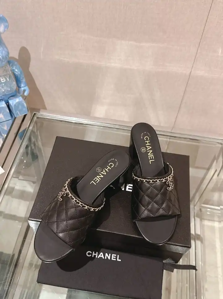 hype Chanel High Heels