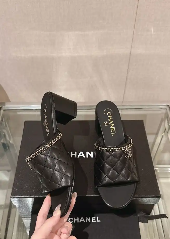 hype Chanel High Heels