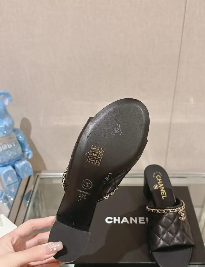 hype Chanel High Heels