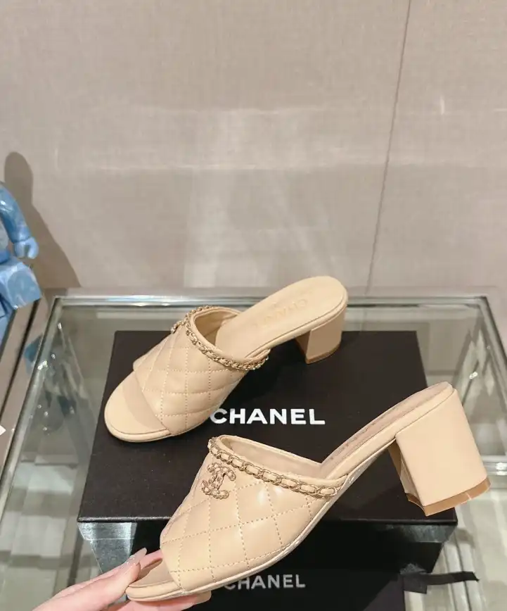 hype Chanel High Heels