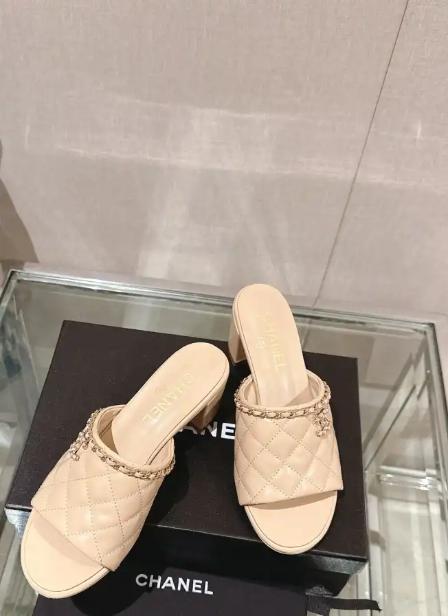 hype Chanel High Heels