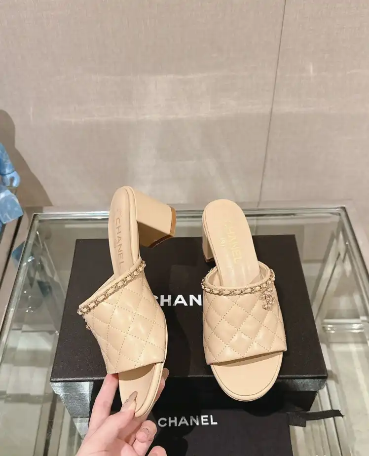 hype Chanel High Heels