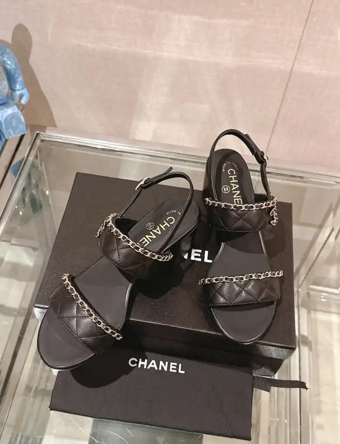 hype Chanel High Heels