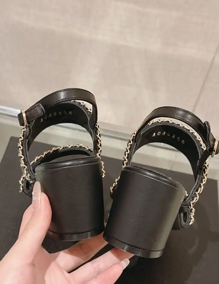 hype Chanel High Heels