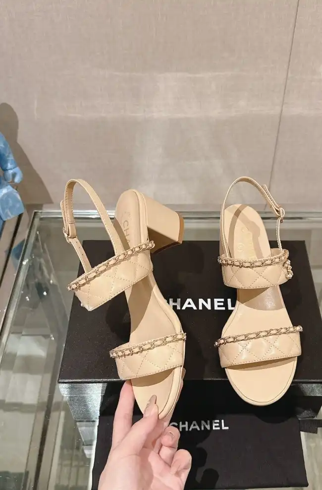 hype Chanel High Heels