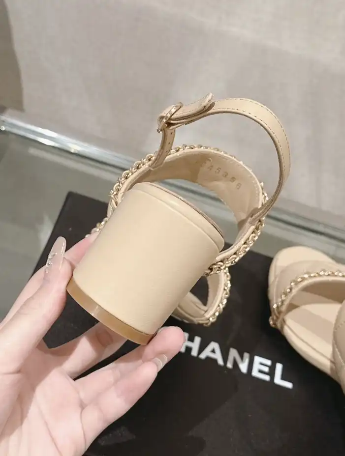 hype Chanel High Heels