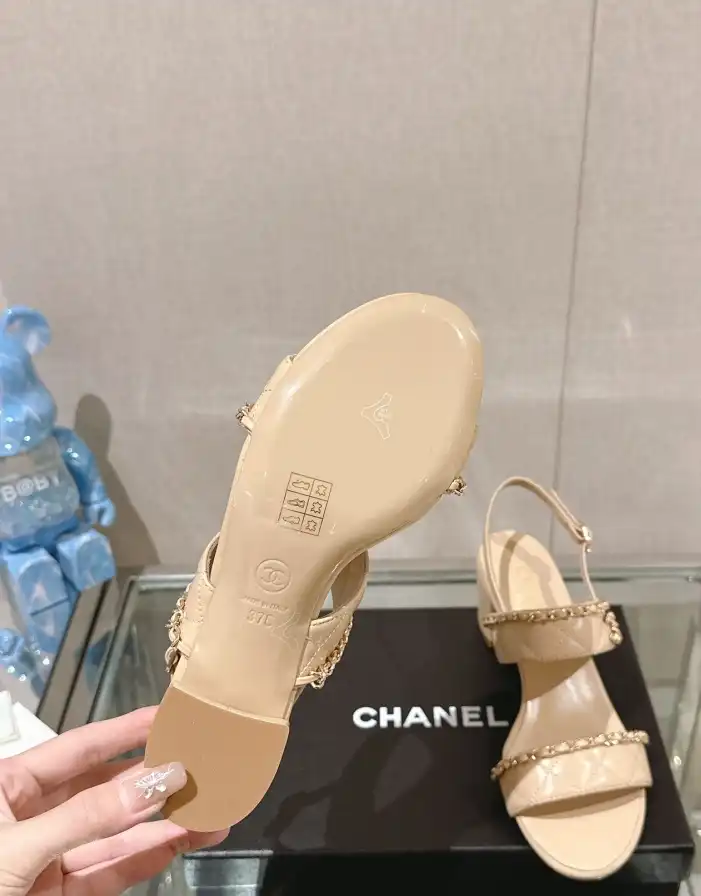 hype Chanel High Heels