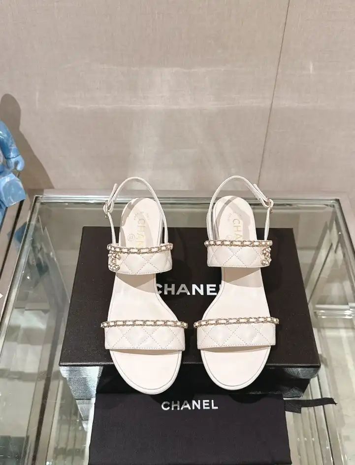 hype Chanel High Heels