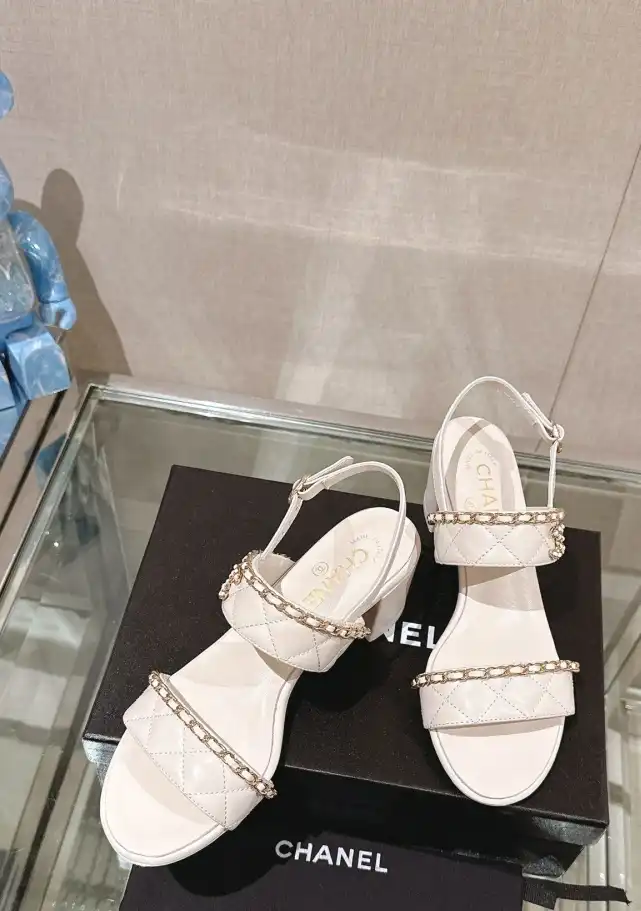 hype Chanel High Heels