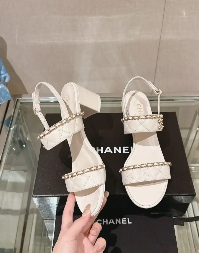 hype Chanel High Heels