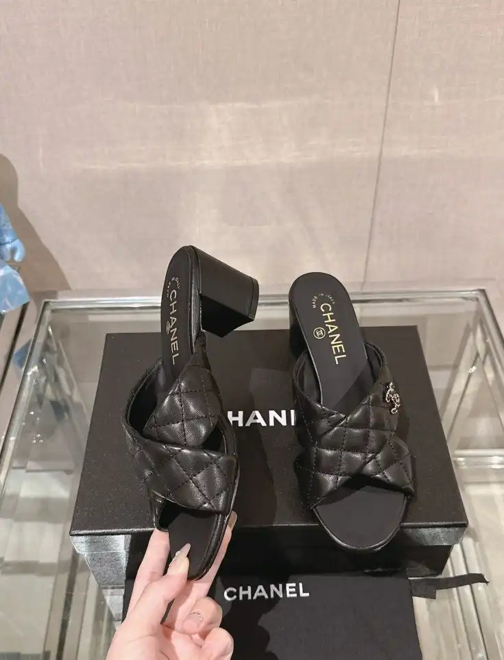 hype Chanel High Heels