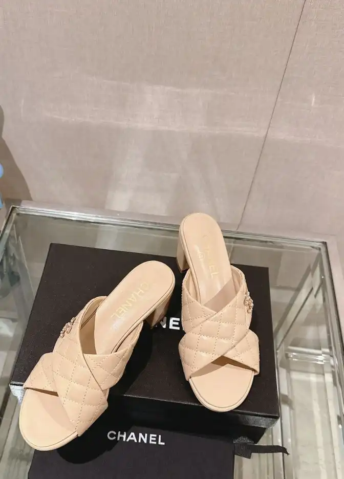 hype Chanel High Heels