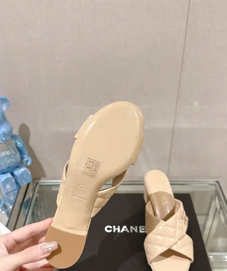 hype Chanel High Heels