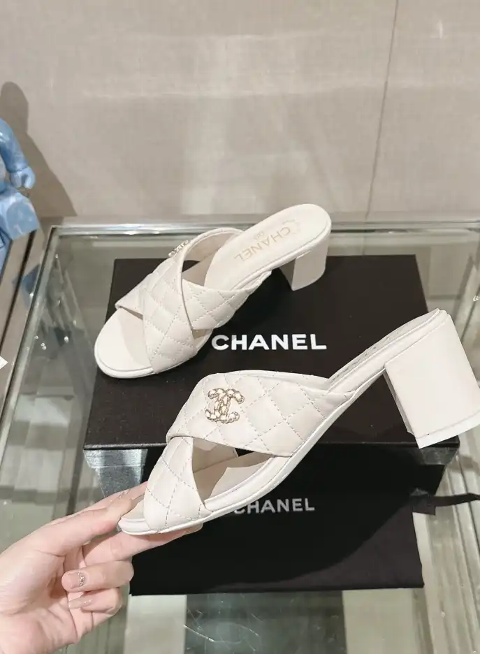 hype Chanel High Heels