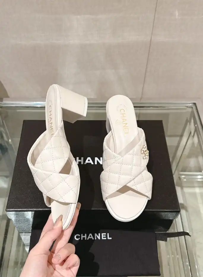 hype Chanel High Heels