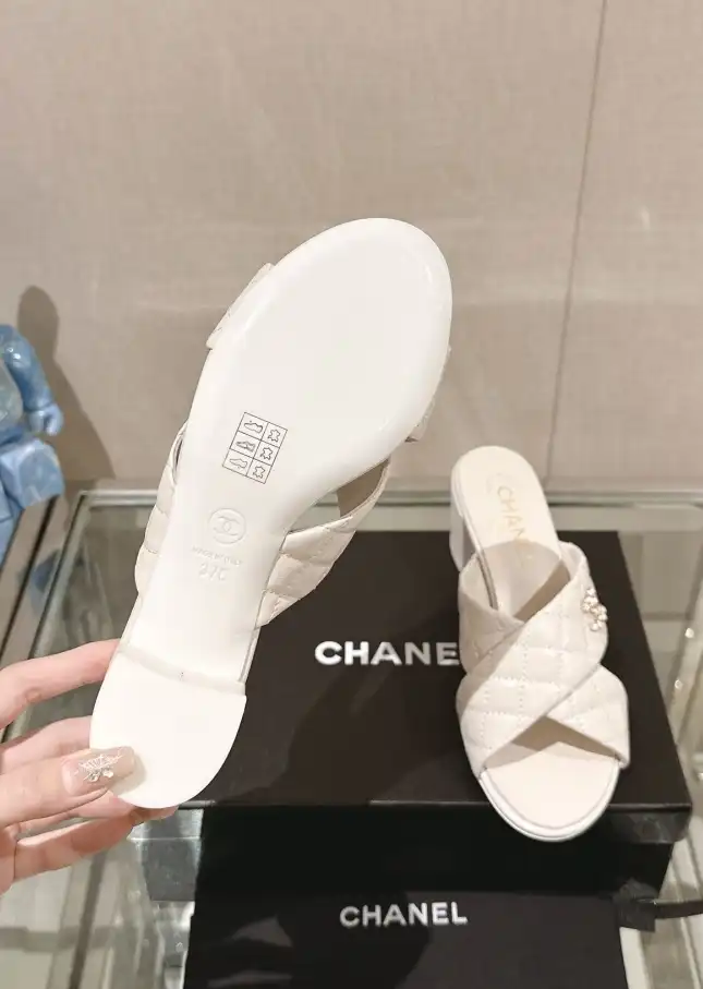 hype Chanel High Heels