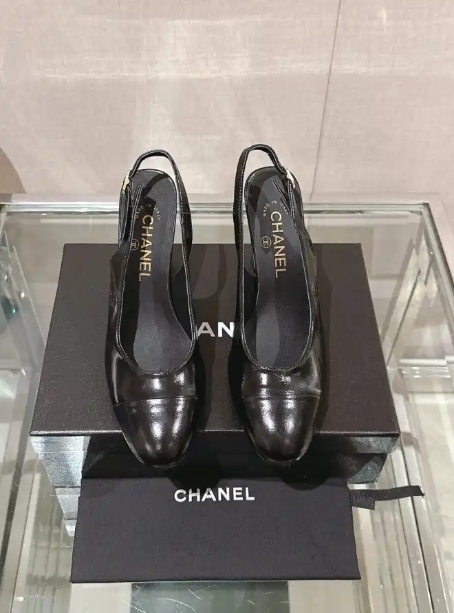 hype Chanel High Heels