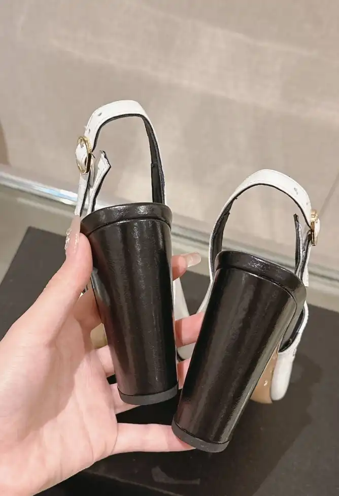 hype Chanel High Heels