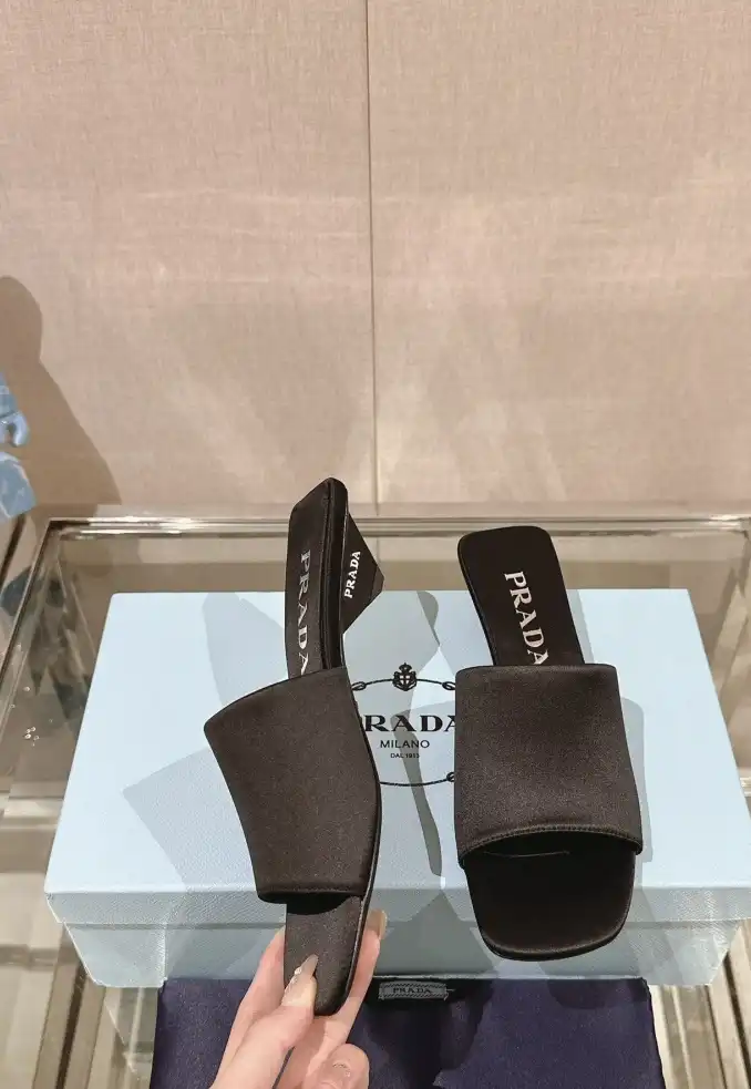 hype Prada Slippers