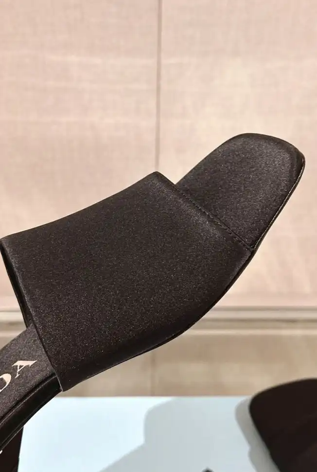 hype Prada Slippers