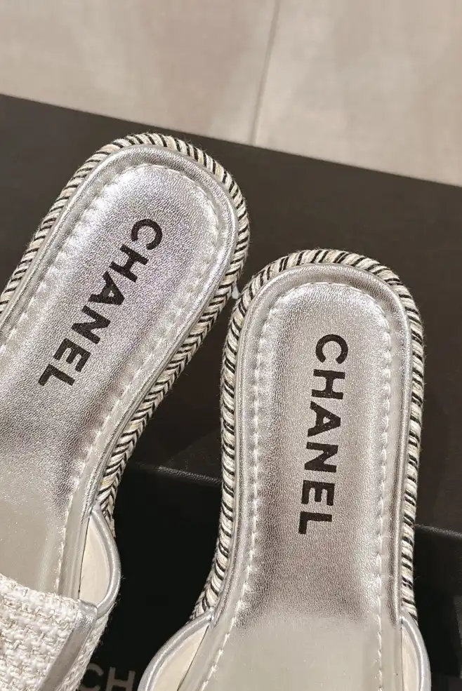 hype Chanel Slippers