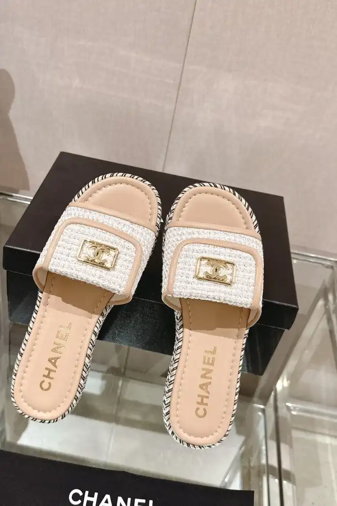 hype Chanel Slippers