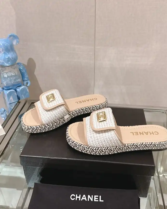 hype Chanel Slippers