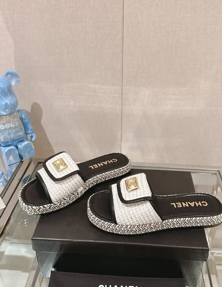 hype Chanel Slippers