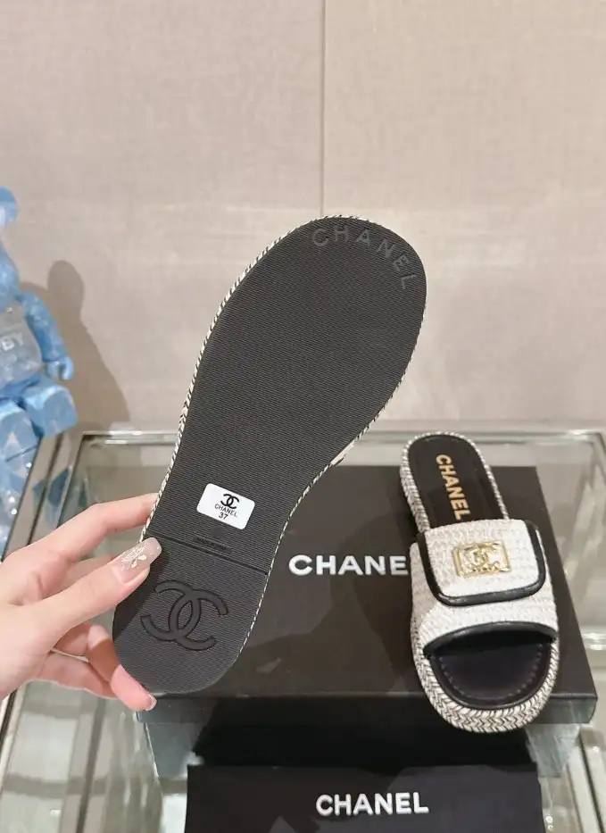 hype Chanel Slippers