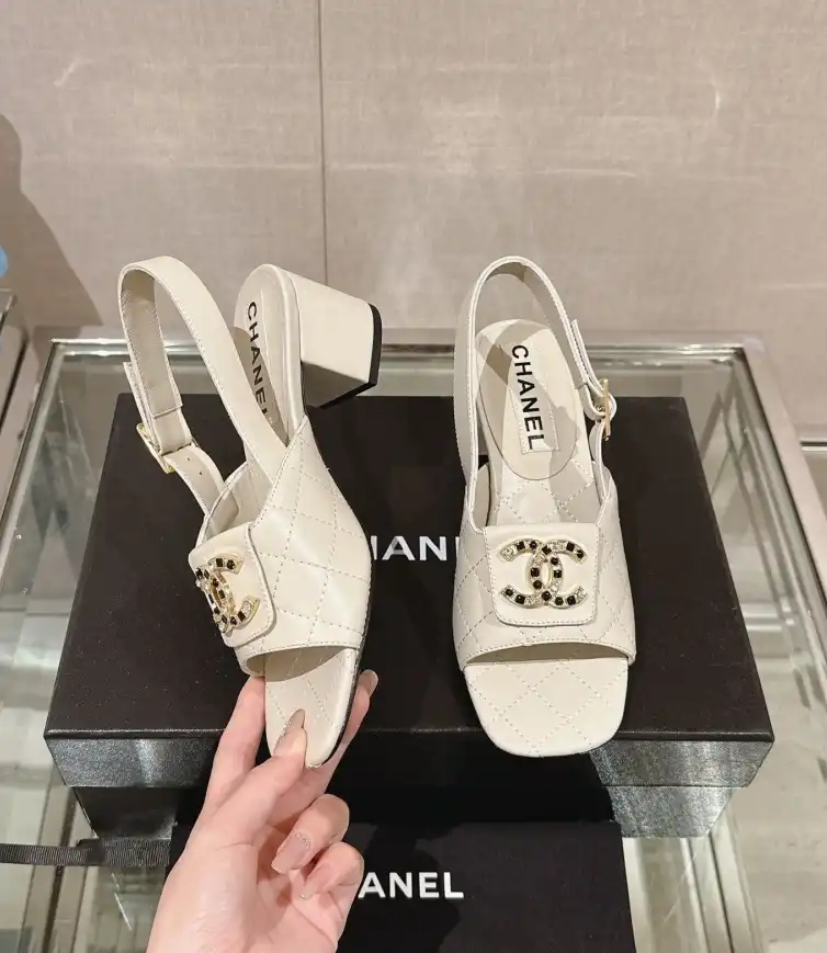 hype Chanel High Heels