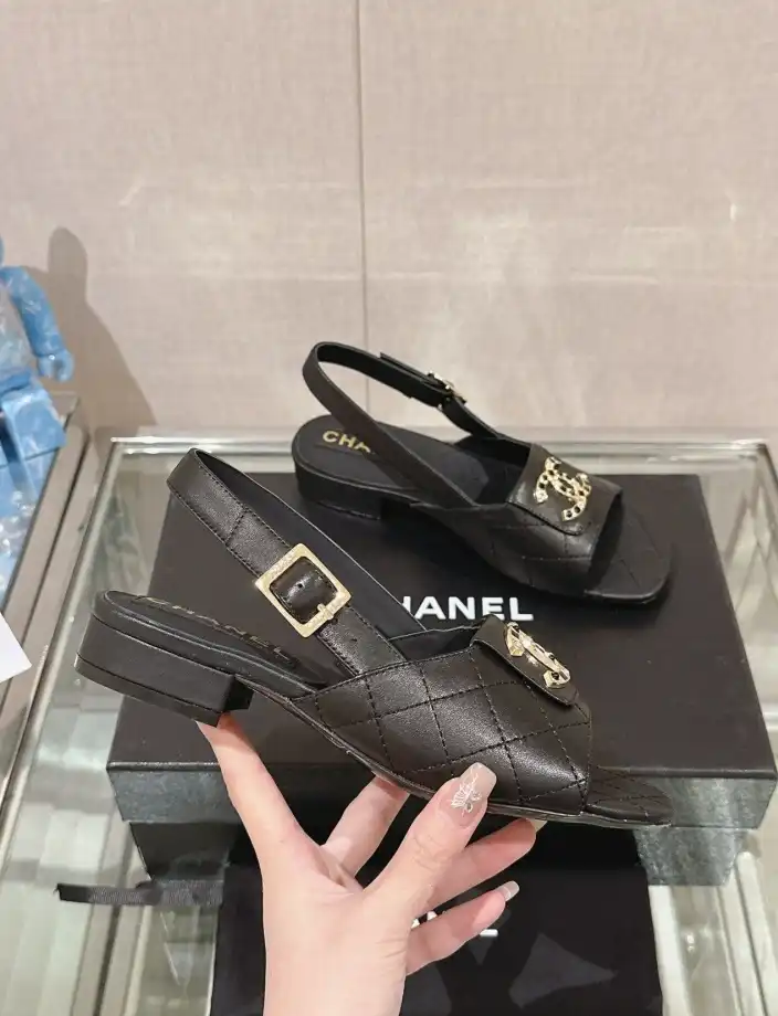 hype Chanel High Heels