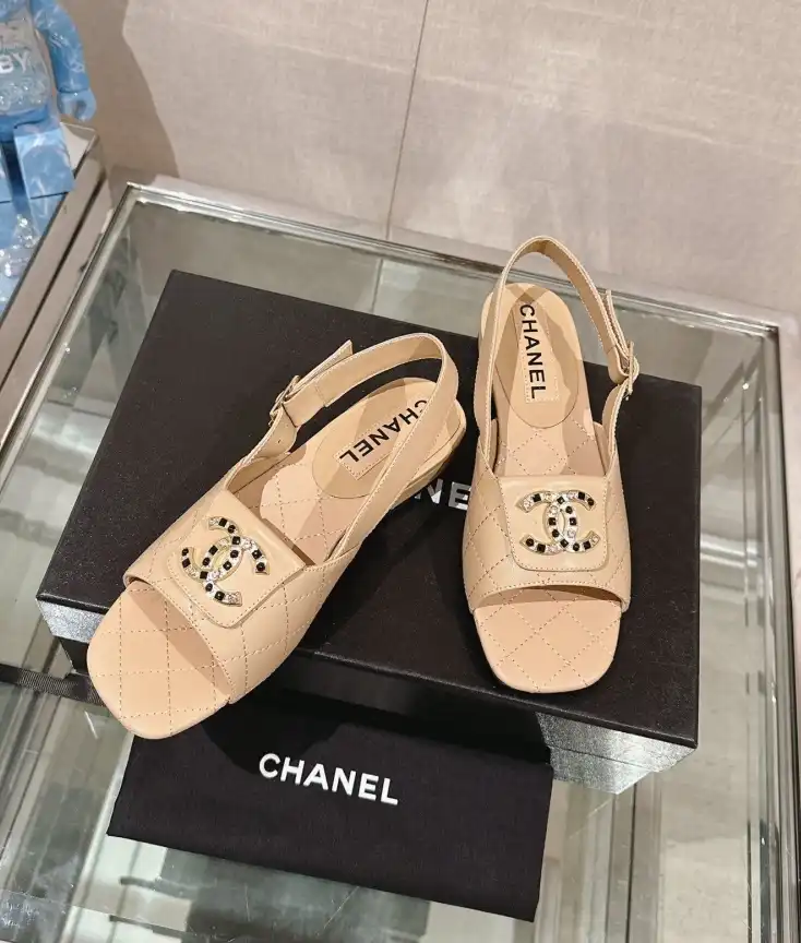 hype Chanel High Heels