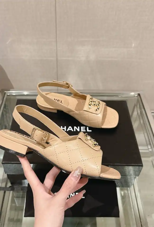 hype Chanel High Heels