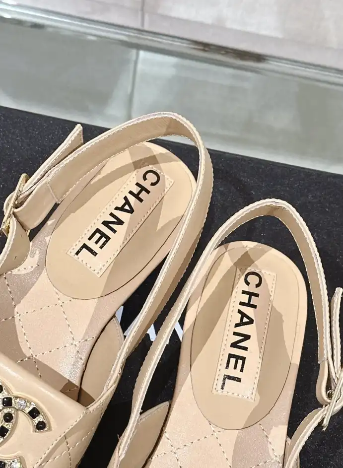 hype Chanel High Heels