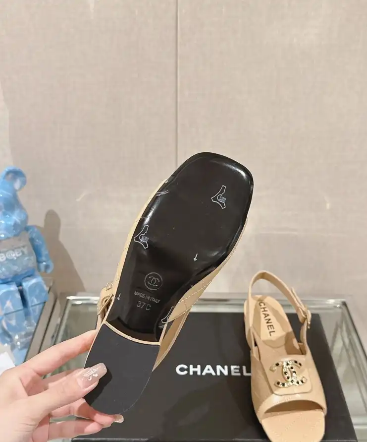 hype Chanel High Heels