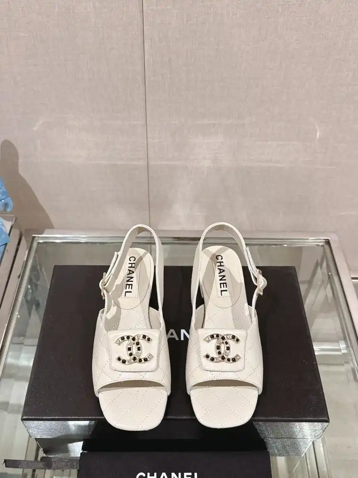 hype Chanel High Heels