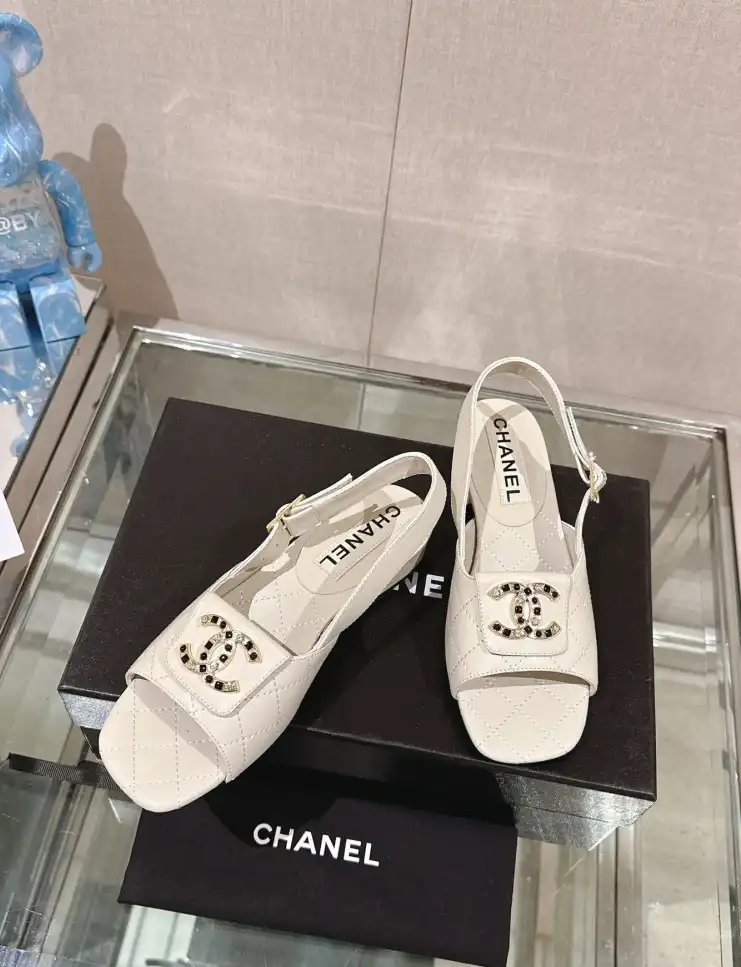 hype Chanel High Heels